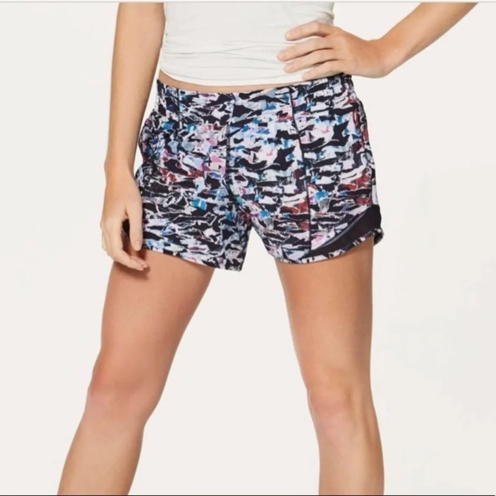 Lululemon Hotty Hot Short II (Long 4